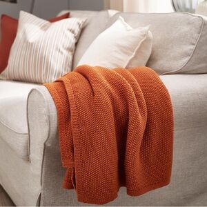 Cozy Knit Throw Blanket